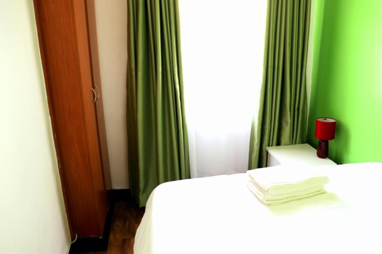 Little Green Room Homestay Near Jkia Airport & Sgr Railway Station Ναϊρόμπι Εξωτερικό φωτογραφία